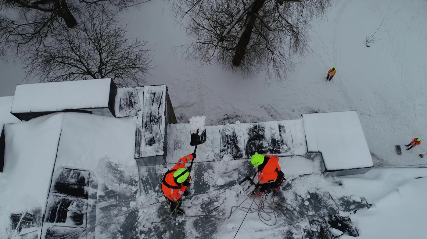 Lumekoristust katustelt: ohud tänaval